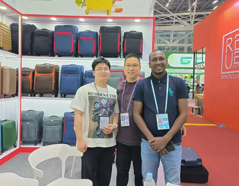 JWD Presents Diverse Product Lines at the 136th Canton Fair, Engaging Global Audience